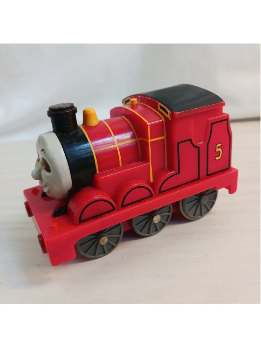 Thomas & Friends Pull Back James 4